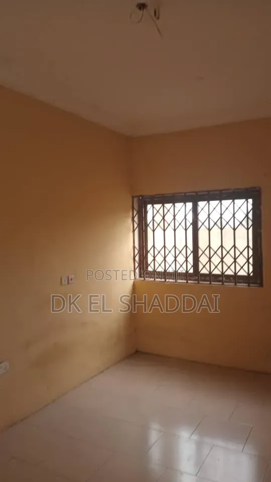 2bdrm Apartment in Pokuase for rent
