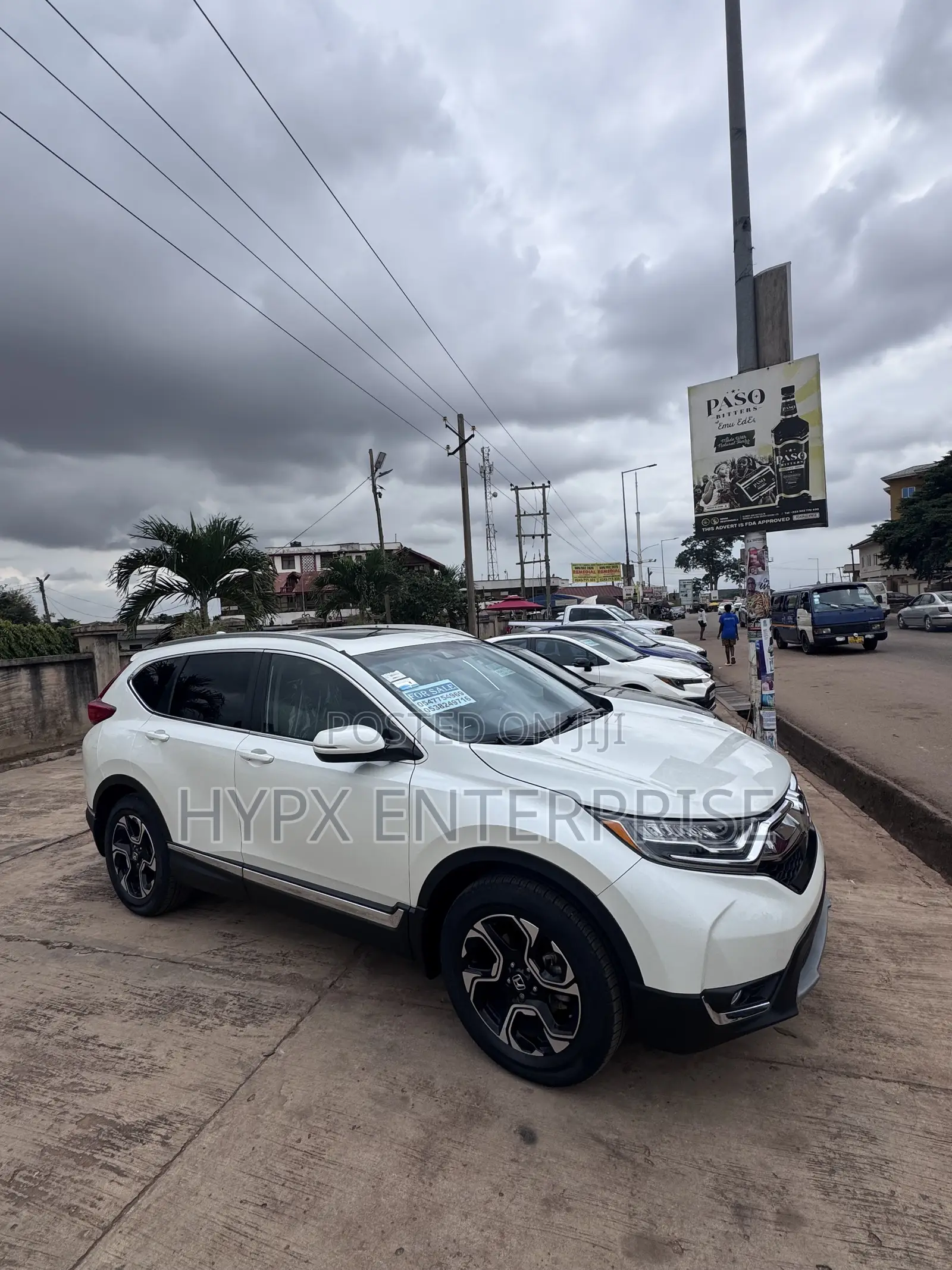 Honda CR-V Touring 4dr SUV AWD (1.5L 4cyl CVT) 2017 Off white
