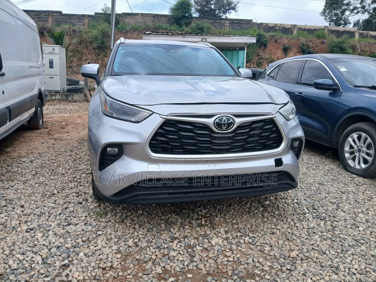 Toyota Highlander 2023 Silver