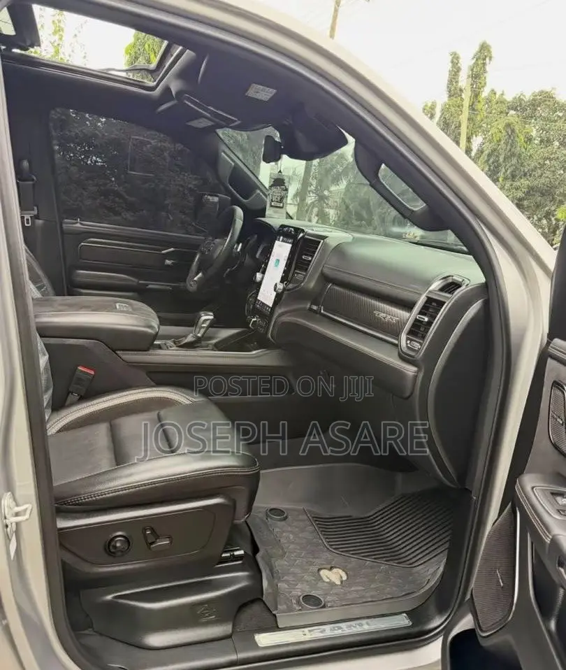 Dodge RAM 2024 Gray