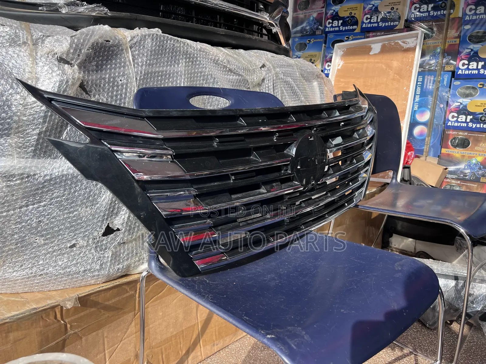 2022,2023,2024,2025 Grille for Nissan Rogue