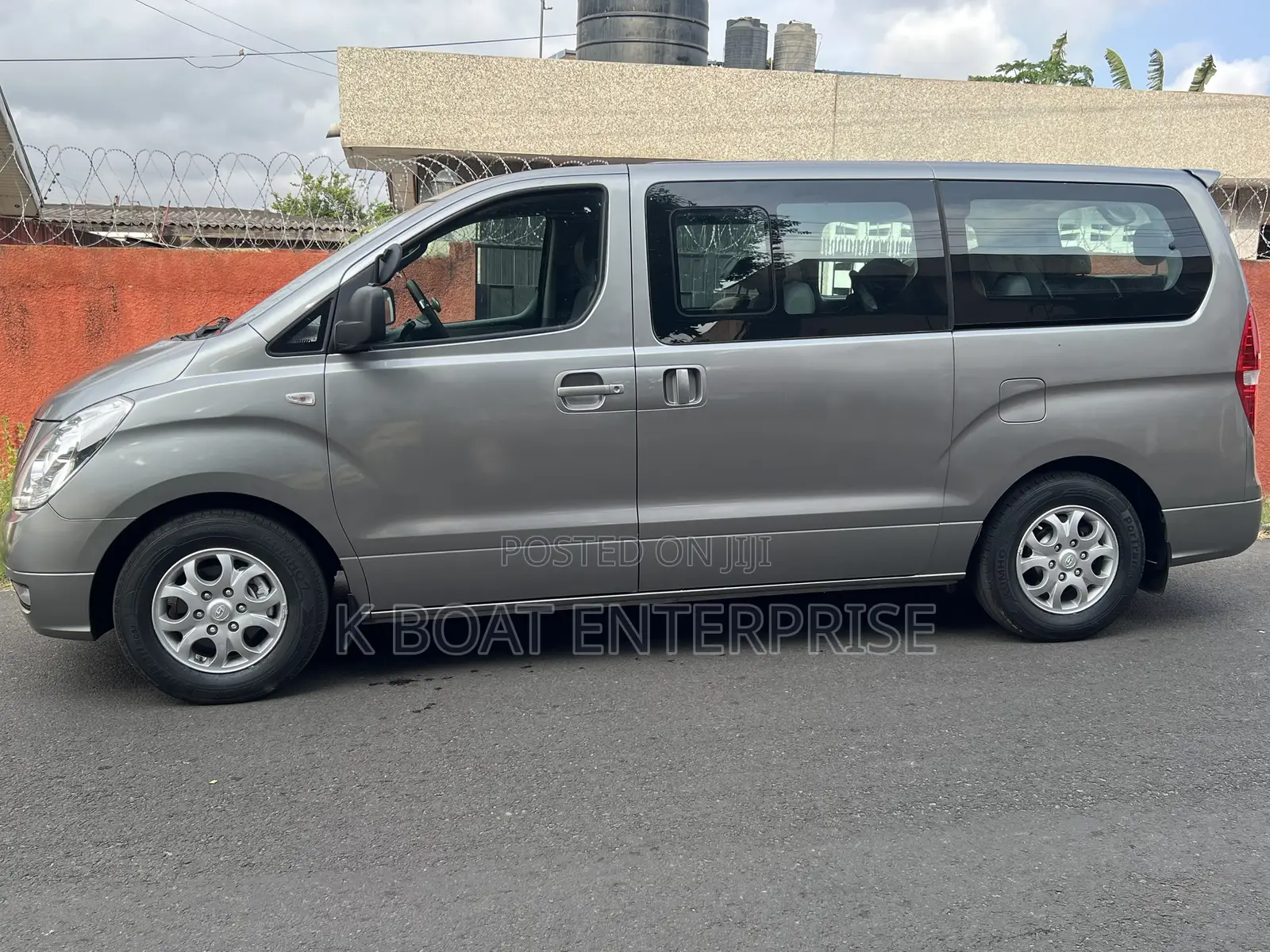 Hyundai Starex 2016 Silver
