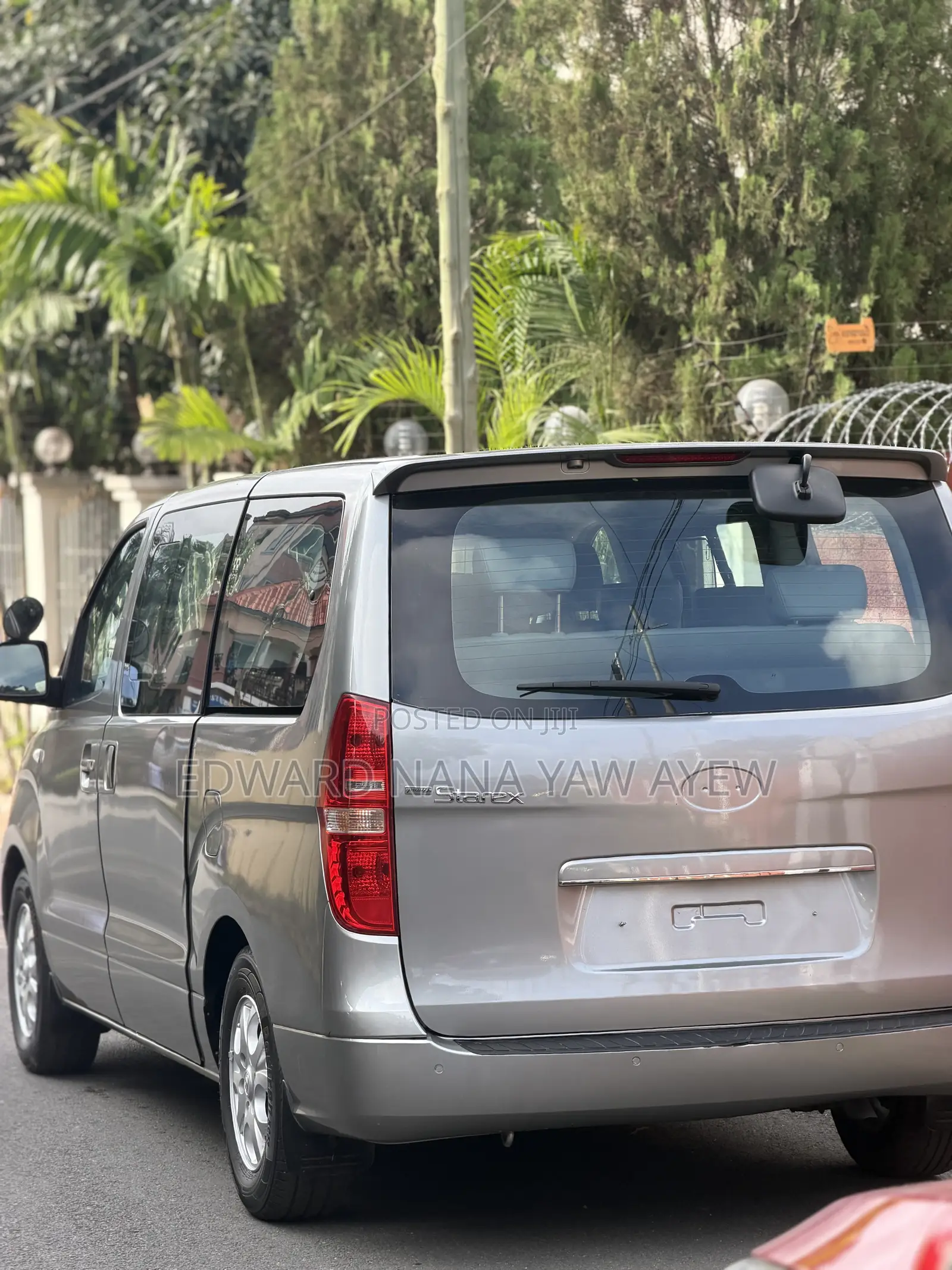Hyundai Starex 2016 Grey
