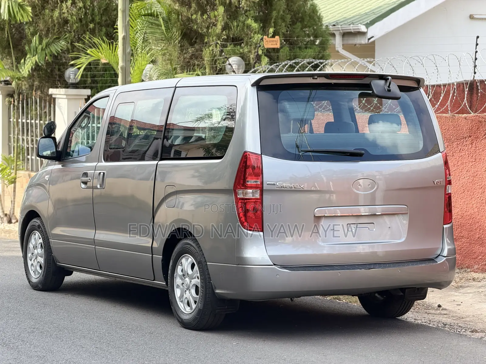 Hyundai Starex 2016 Grey