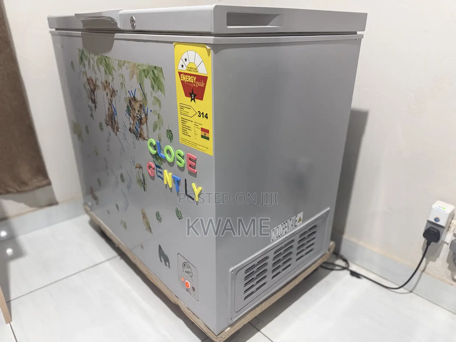 Chest Freezer (Hisense 330 LITRES)