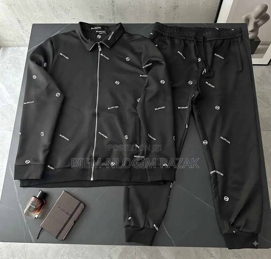 High Quality Balenciaga and Gucci Top N Down Available in Stock