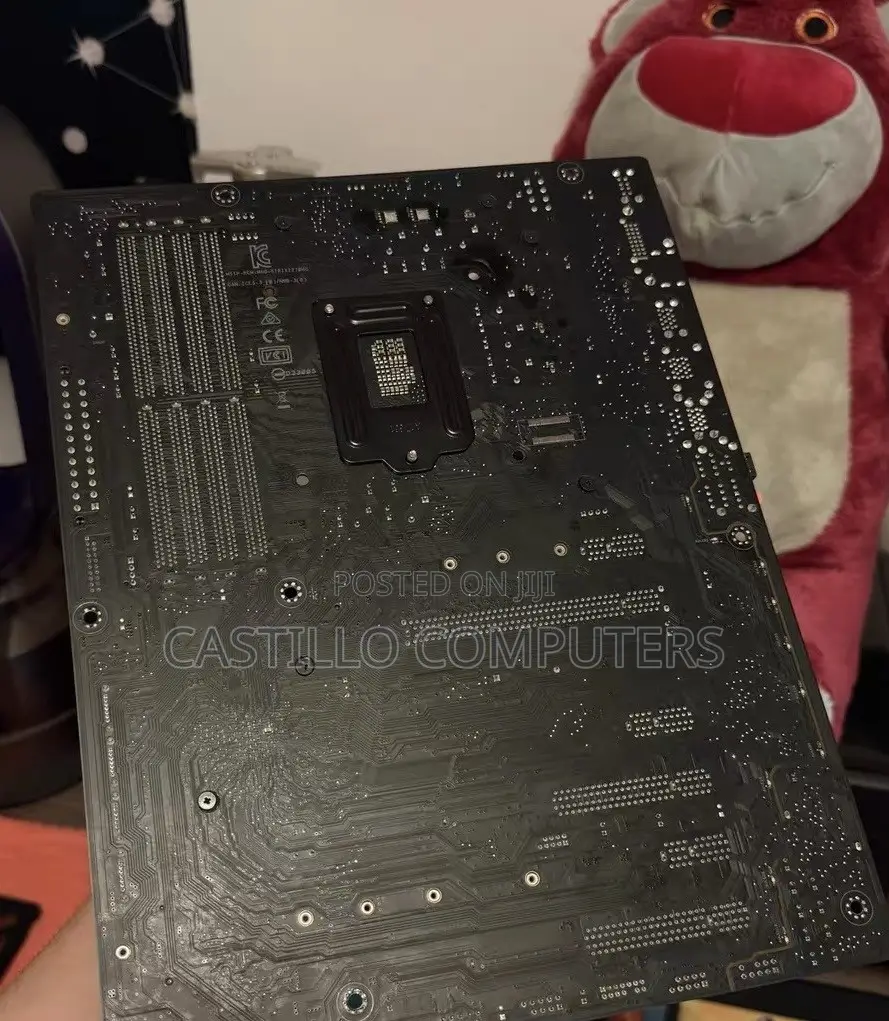 I7 + ASUS Strix 270h