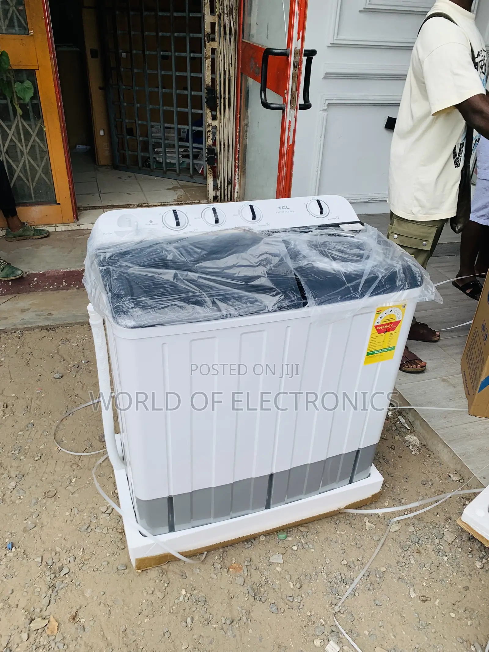Hot Deals TCL 10.5KG Twin Tub (Semi-Automatic) Washing Machine (F211TT