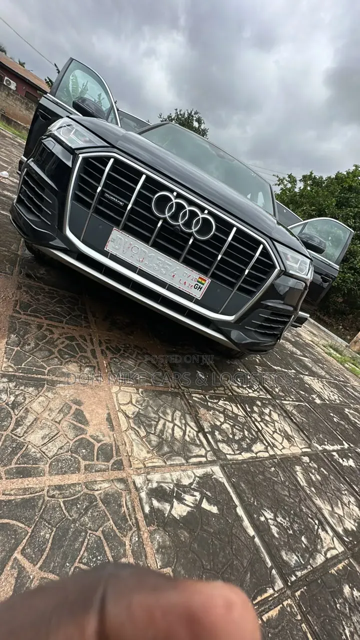 Audi Q7 2020 Black