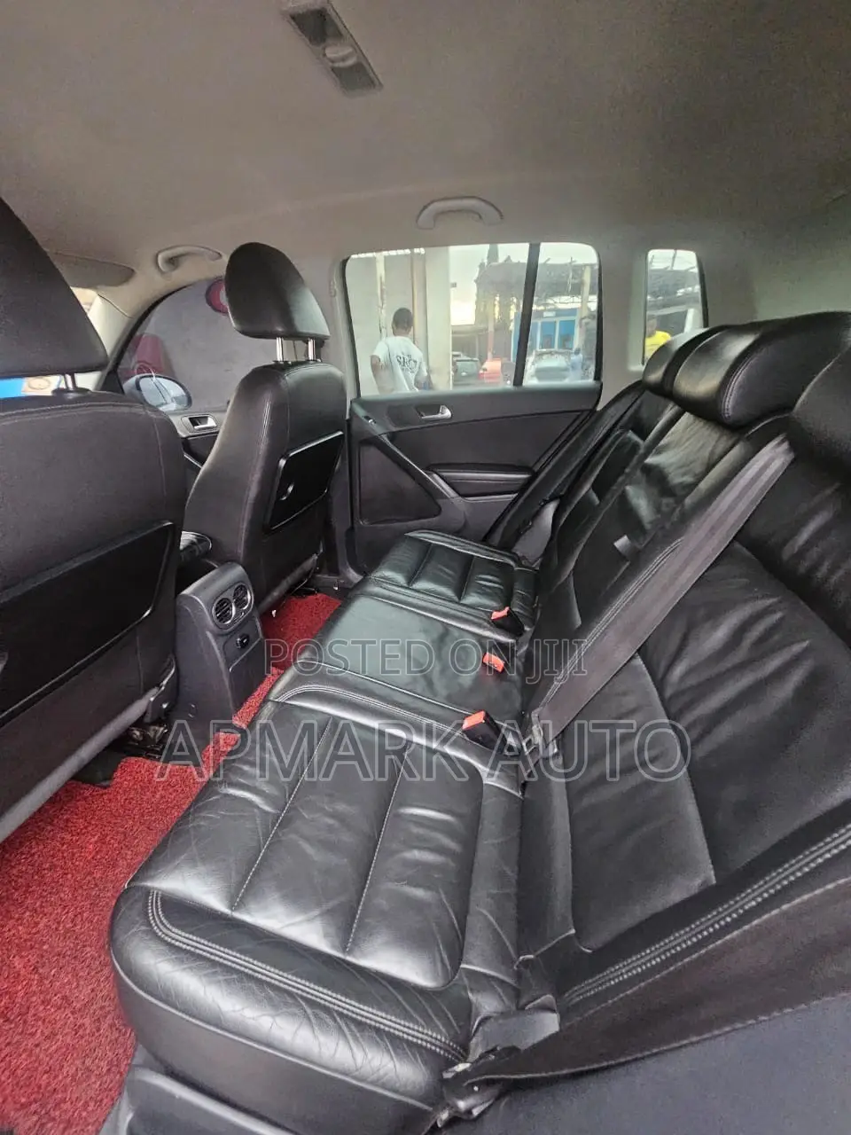 Volkswagen Tiguan SE 4Motion 2011 Silver