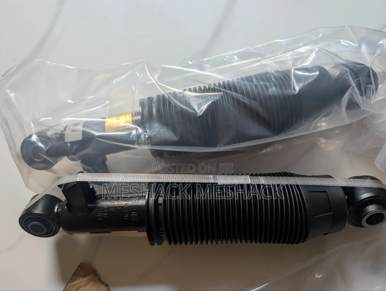 Hyundai Santa Fe Back Shock And