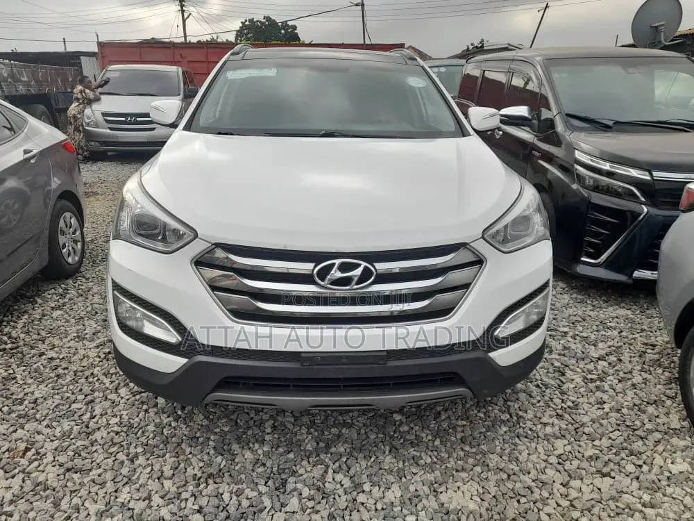 Hyundai Santa Fe 2015 White