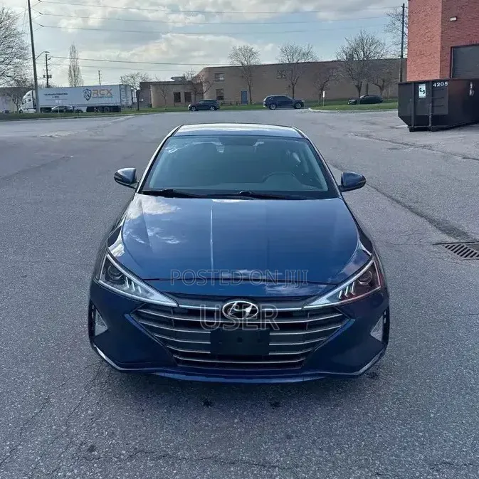 Hyundai Elantra 2019 Blue