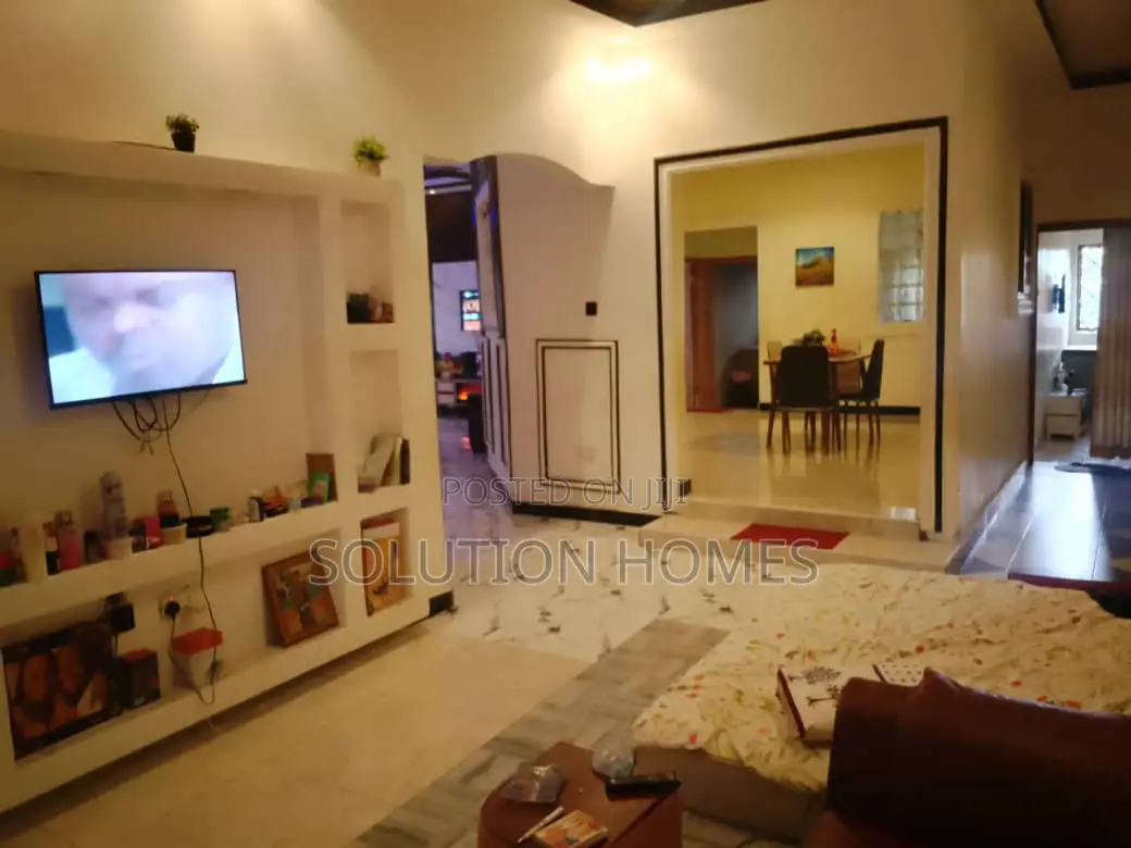 4bdrm House in New Market for sale