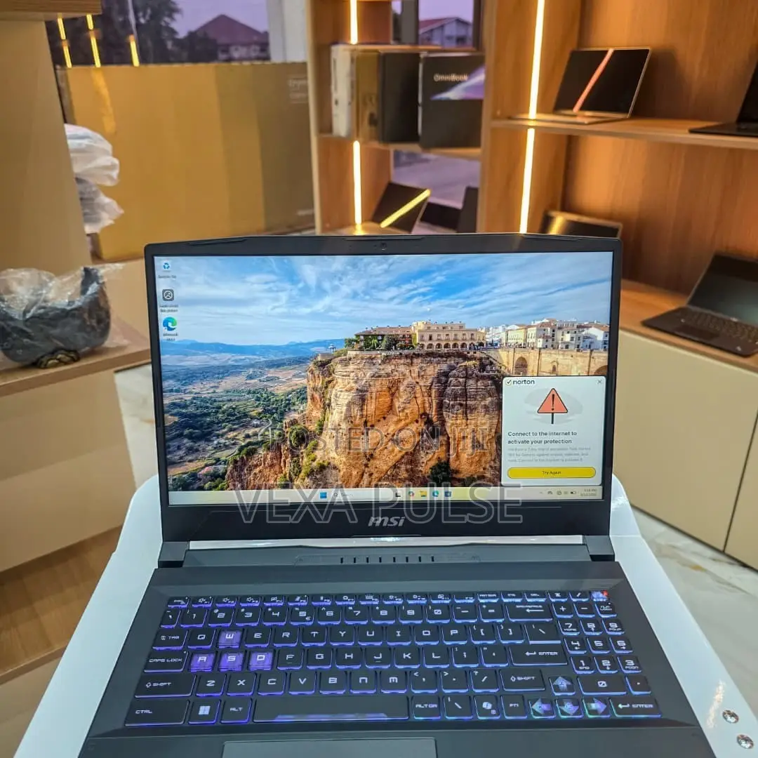 Laptop MSI Katana 15 16GB Intel Core i7 SSD 512GB