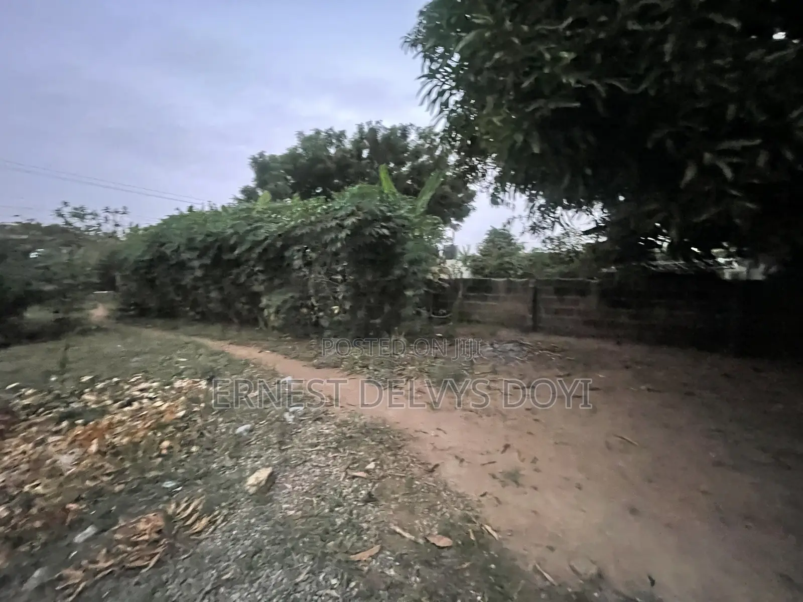 Titled Roadside Land at Oyarifa