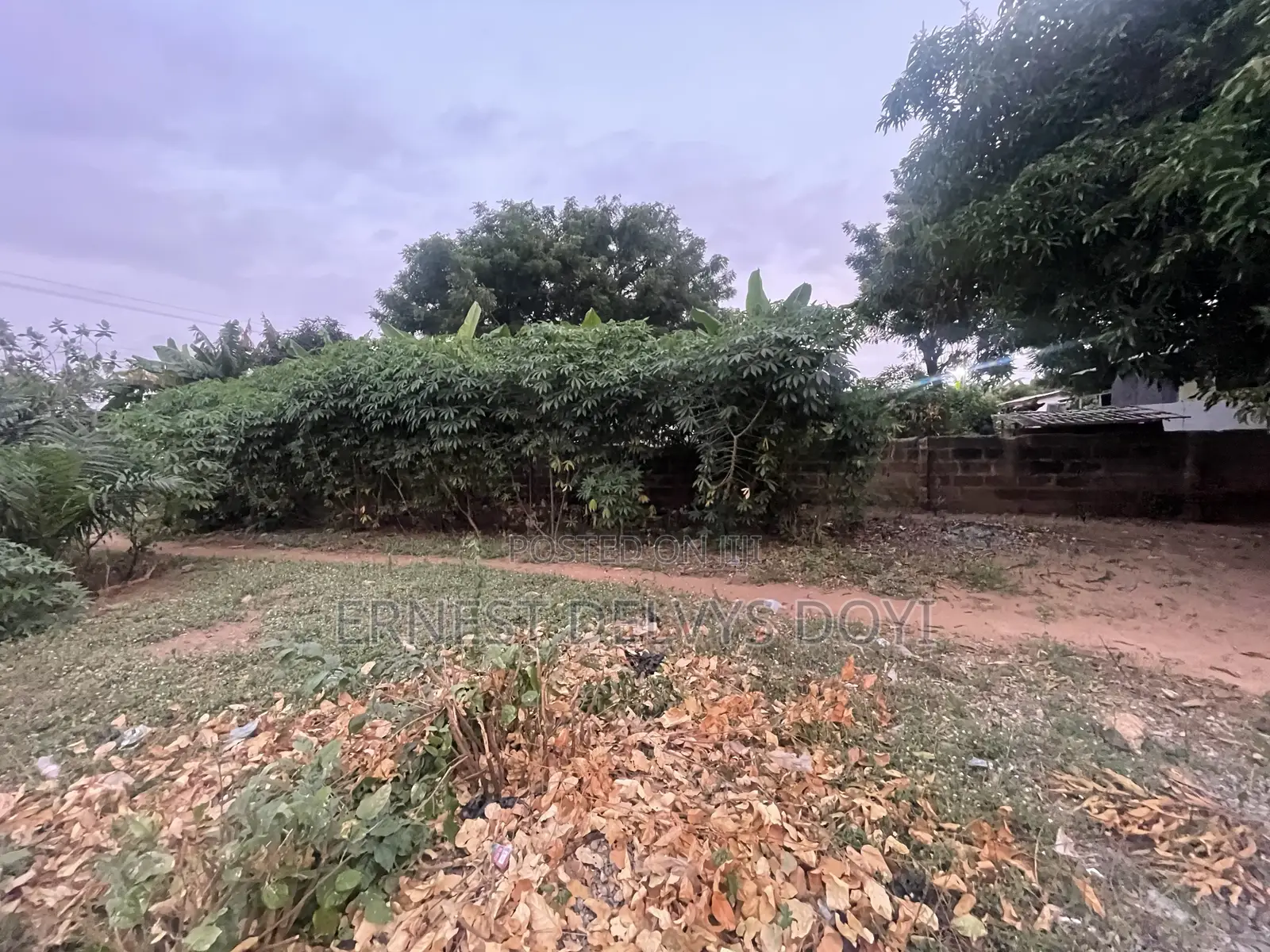 Titled Roadside Land at Oyarifa