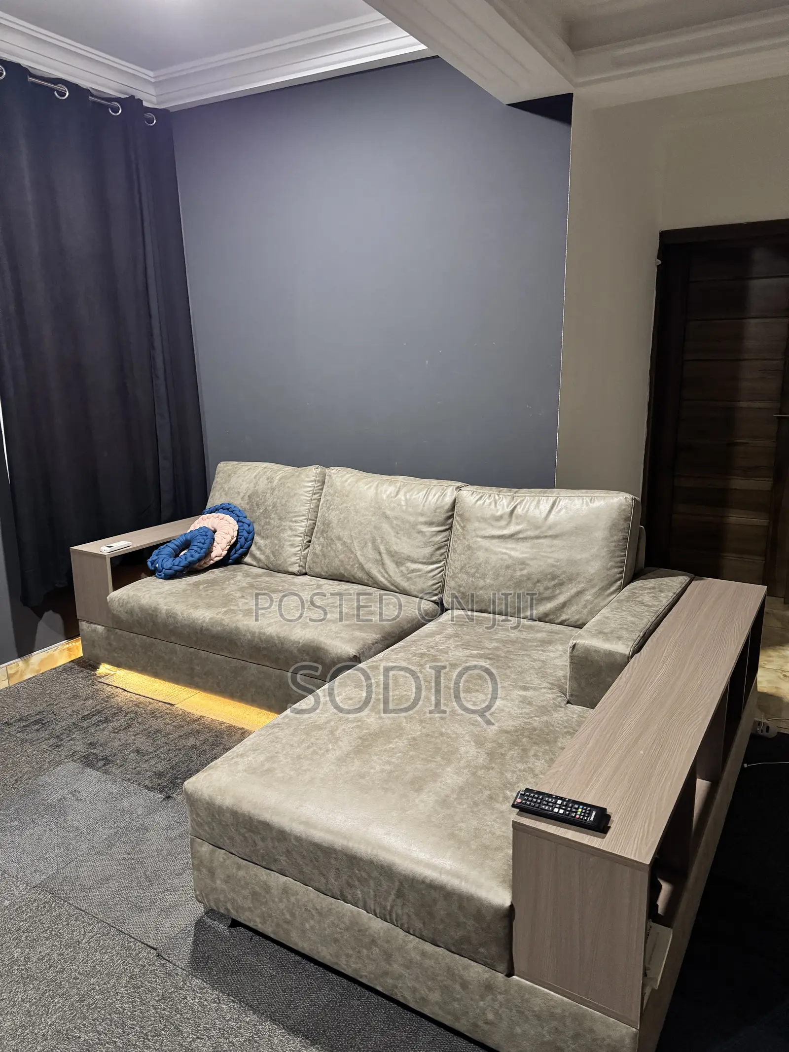 Como L-Shaped Couch