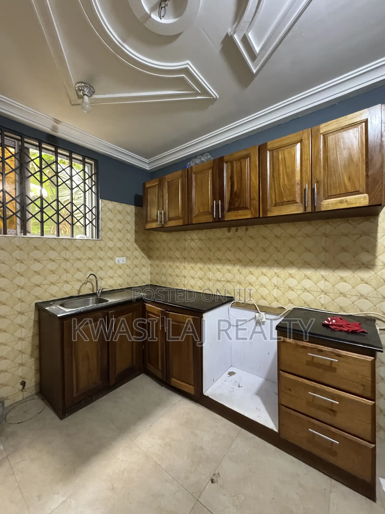 2bdrm Apartment in Acp Pokuase for rent