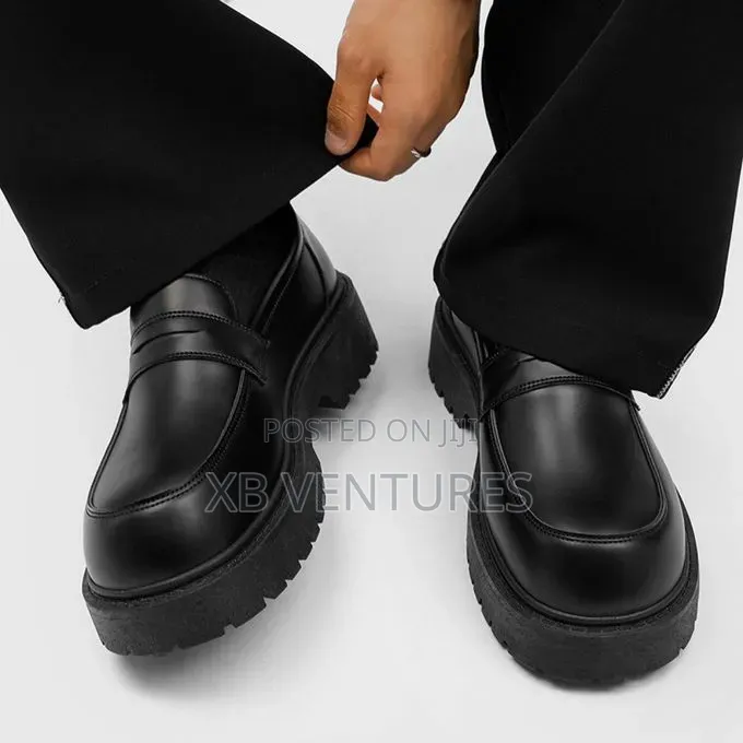Essential Formal Men Shoes - Classic Oxford Style