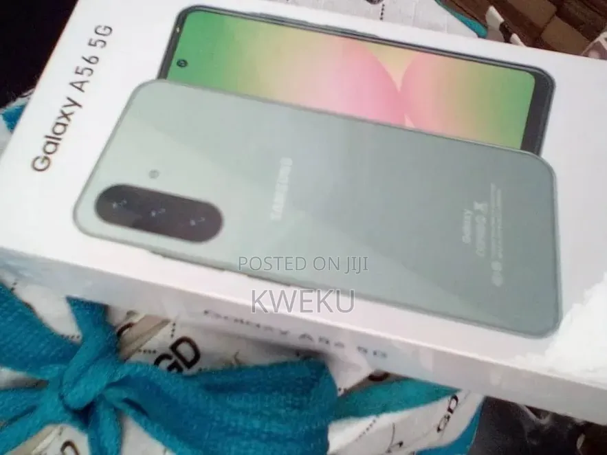 New Samsung Galaxy A56 256 GB Gold