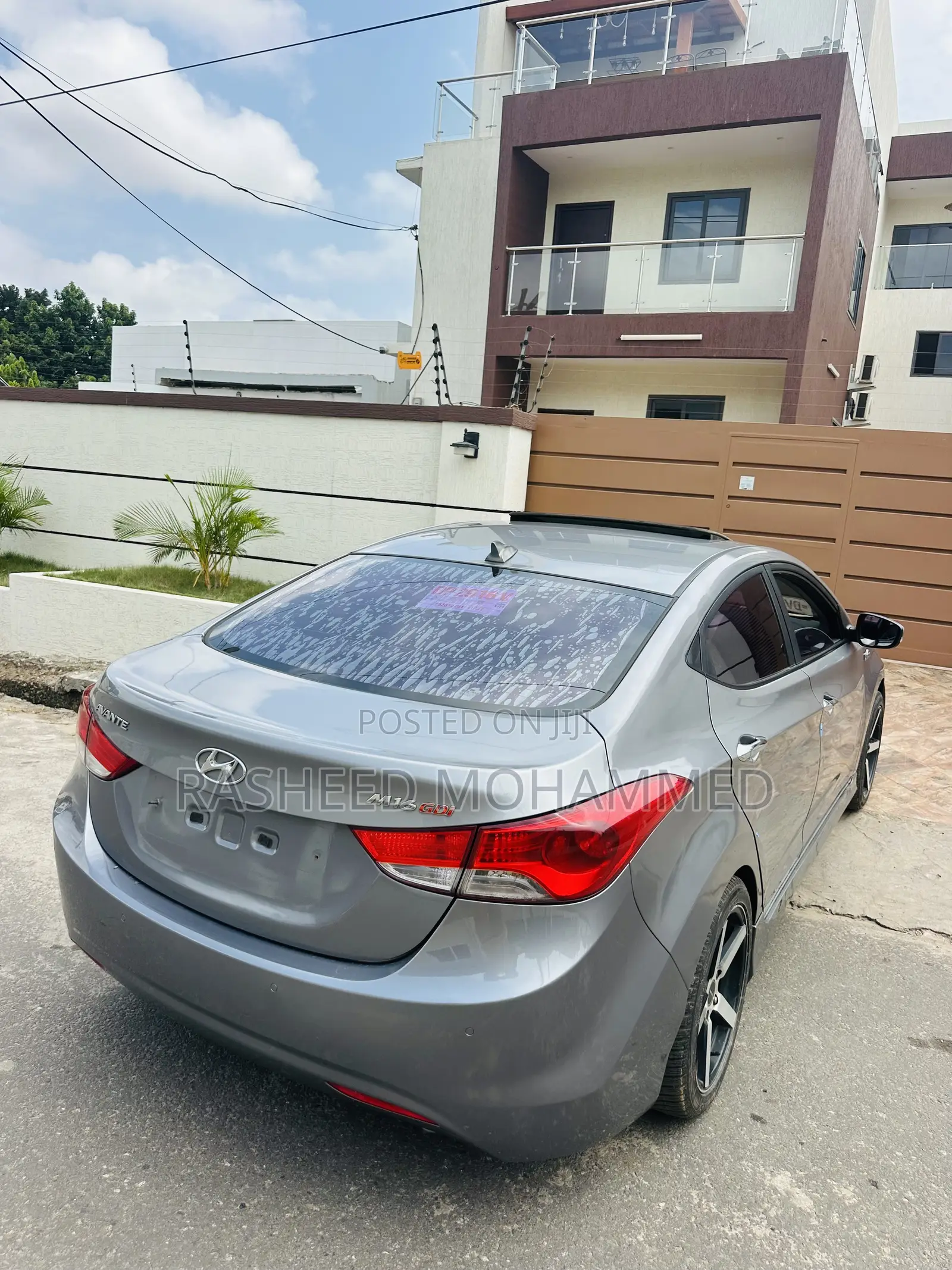 Hyundai Elantra Limited 4dr Sedan (1.8L 4cyl 6A) 2015 Gray