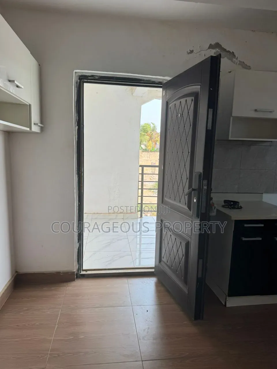 3bdrm Apartment in Obeyeyie, Amasaman for rent