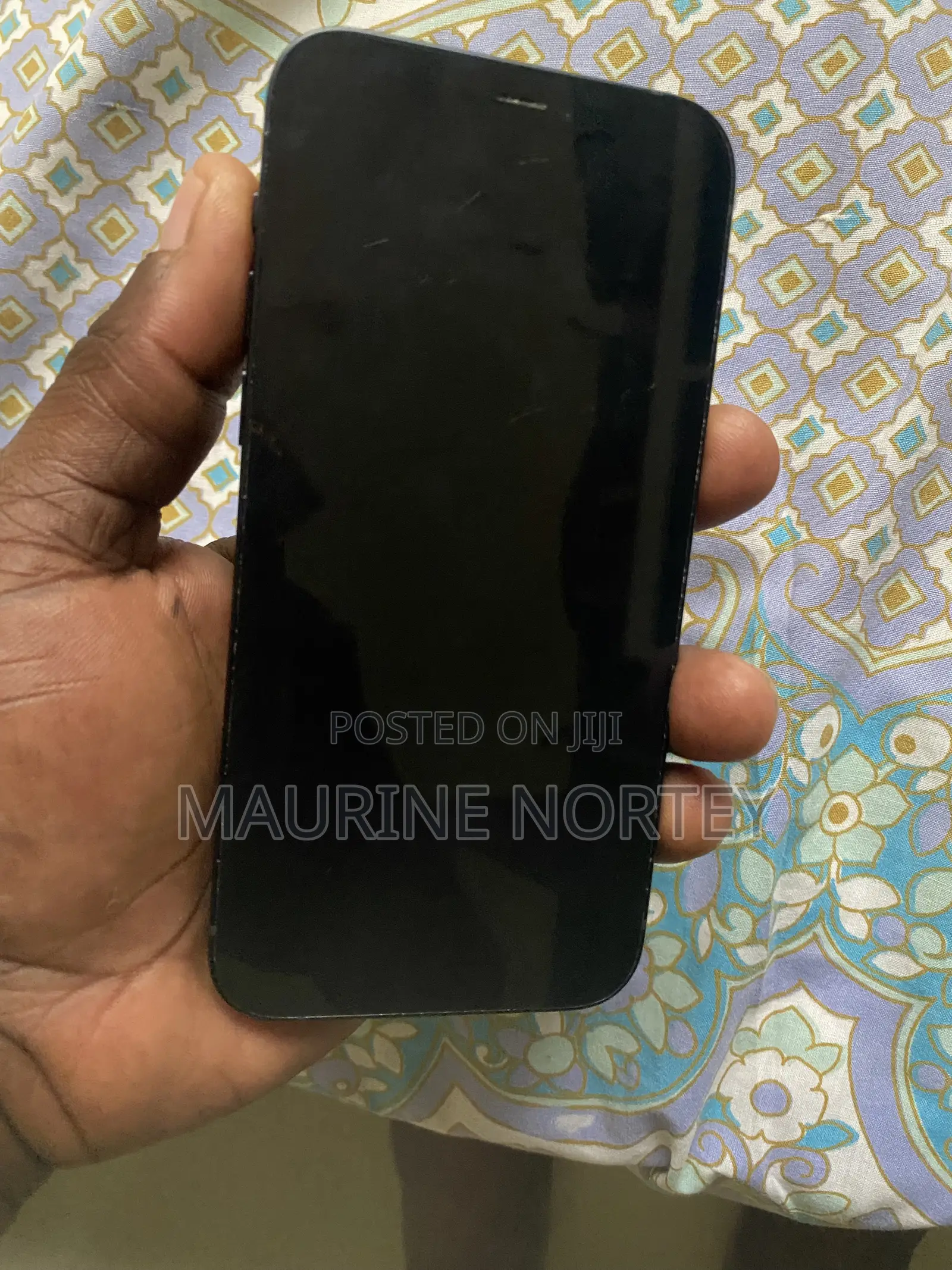 Apple iPhone 12 64 GB Black