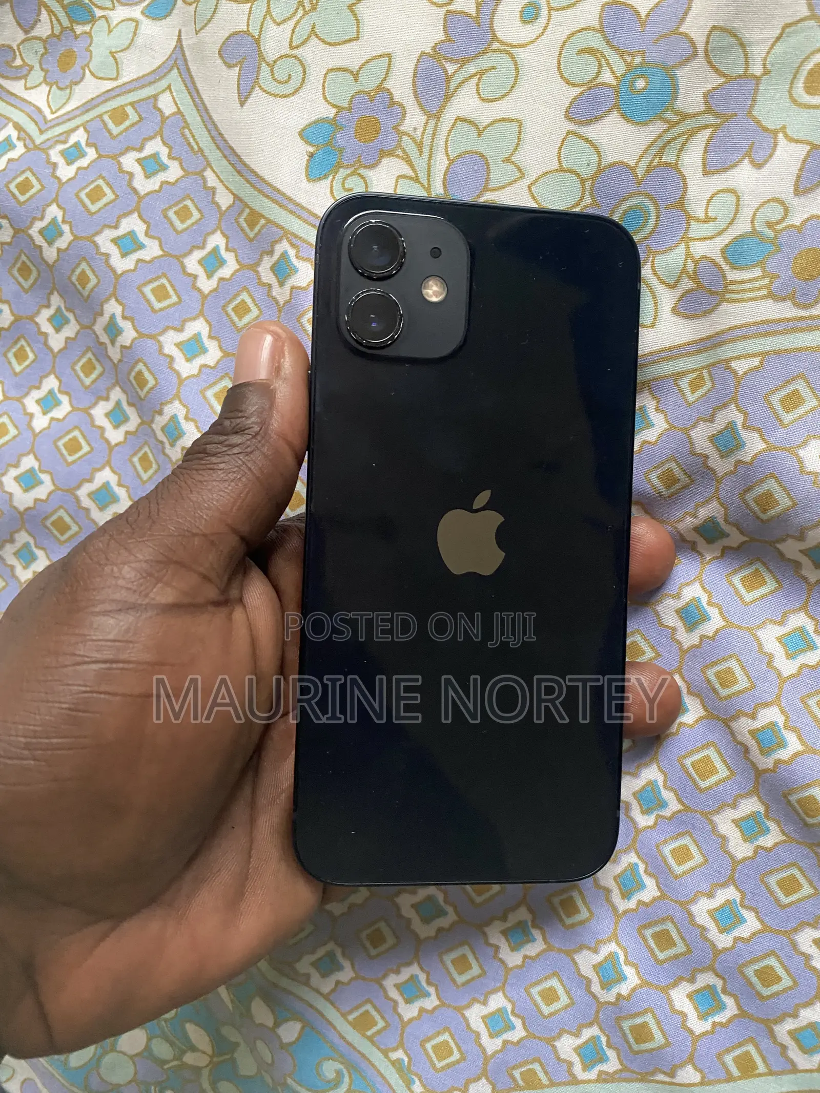 Apple iPhone 12 64 GB Black