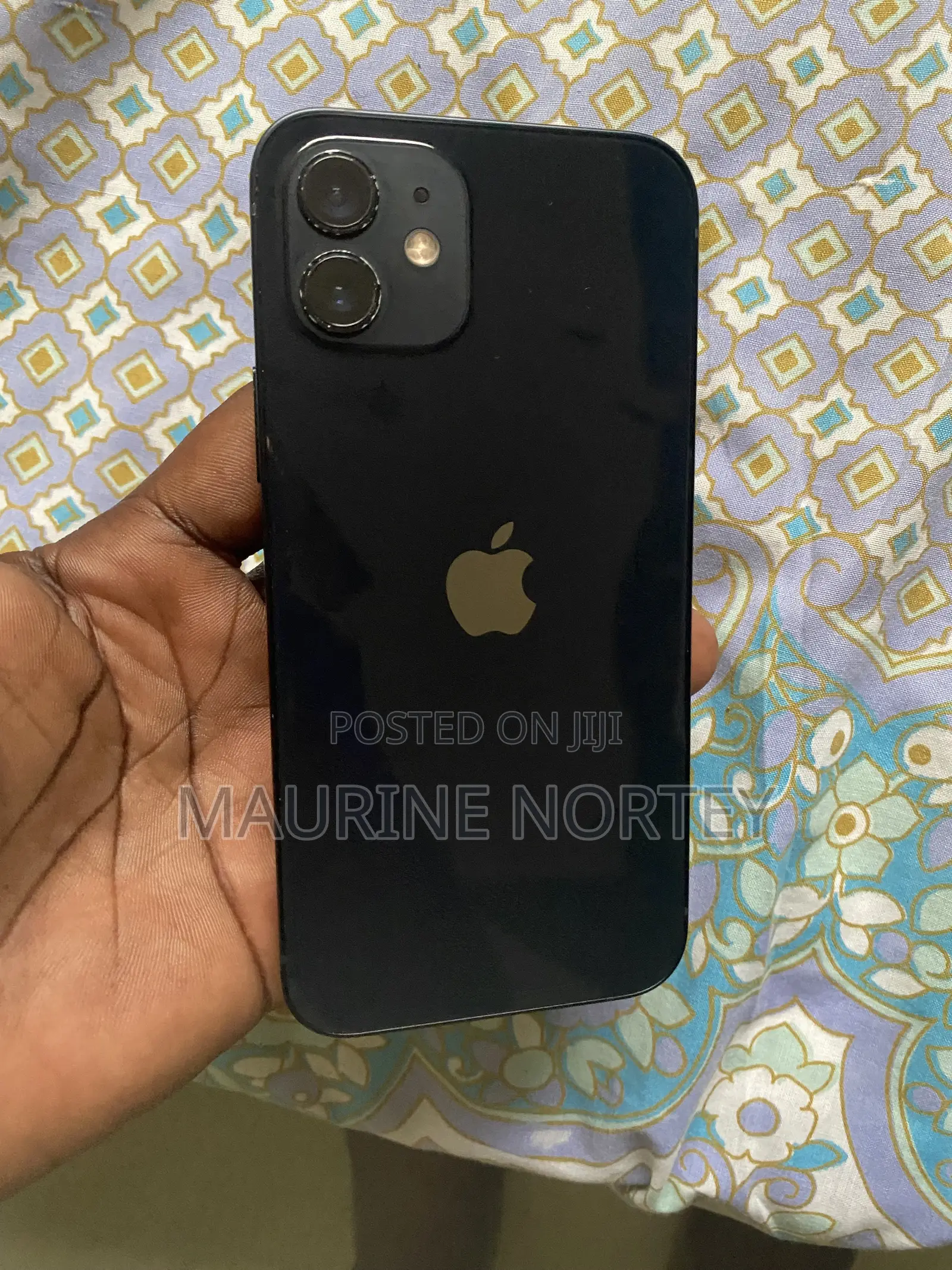Apple iPhone 12 64 GB Black