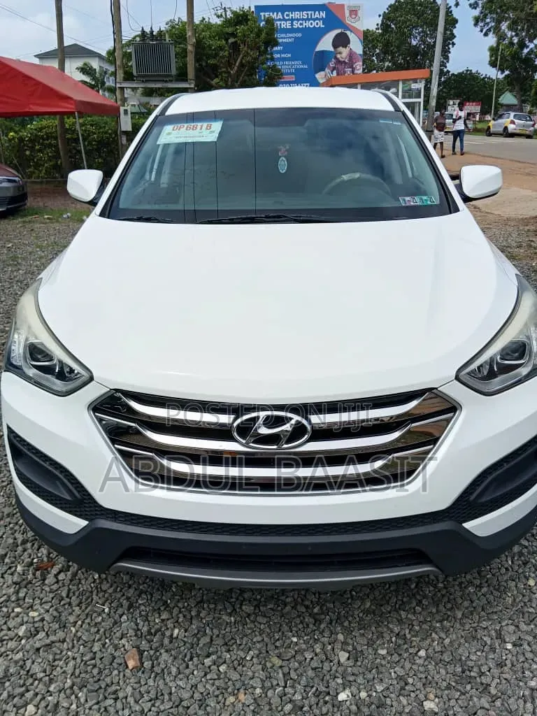 Hyundai Santa Fe 2016 White