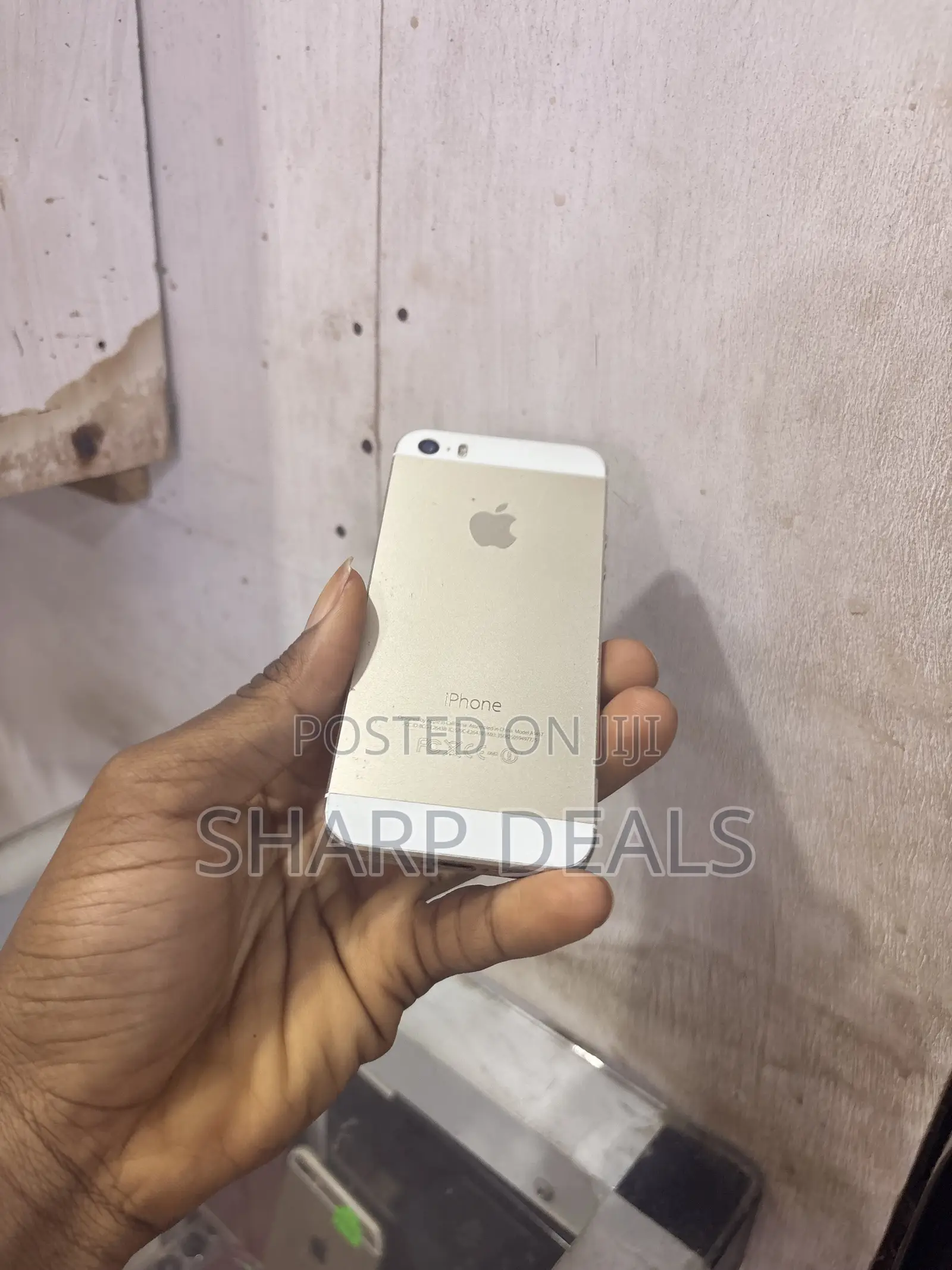 Apple iPhone 5s 32 GB Gold