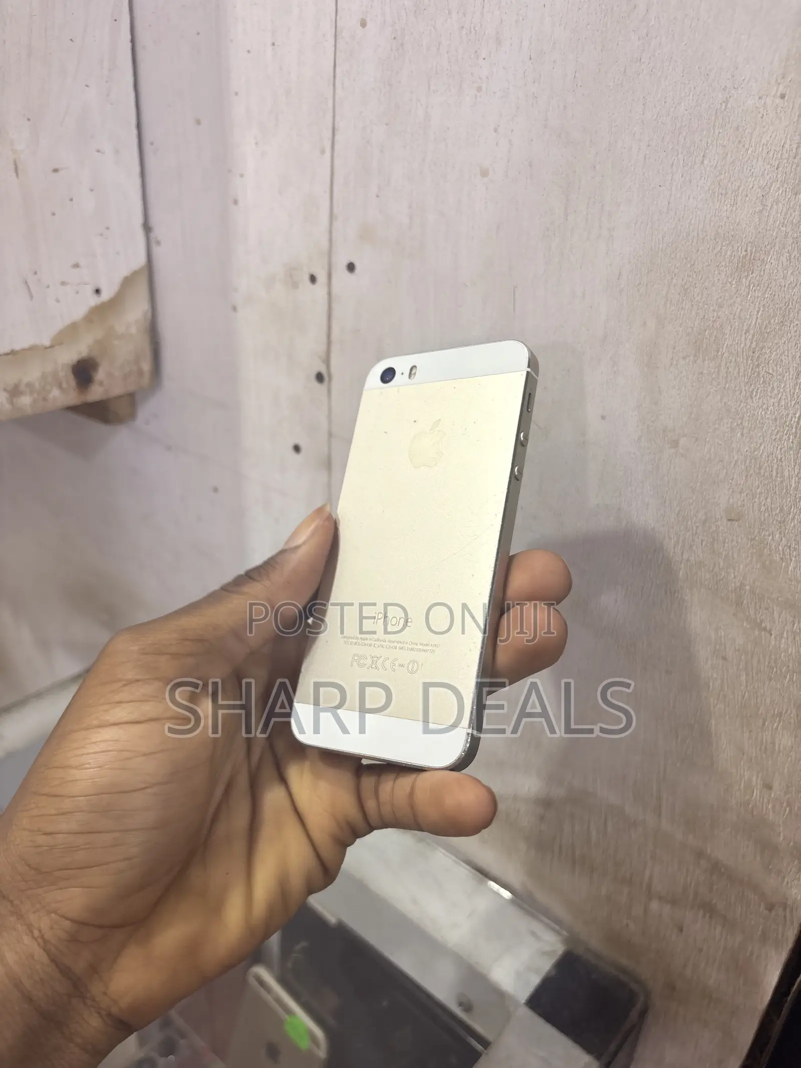 Apple iPhone 5s 32 GB Gold