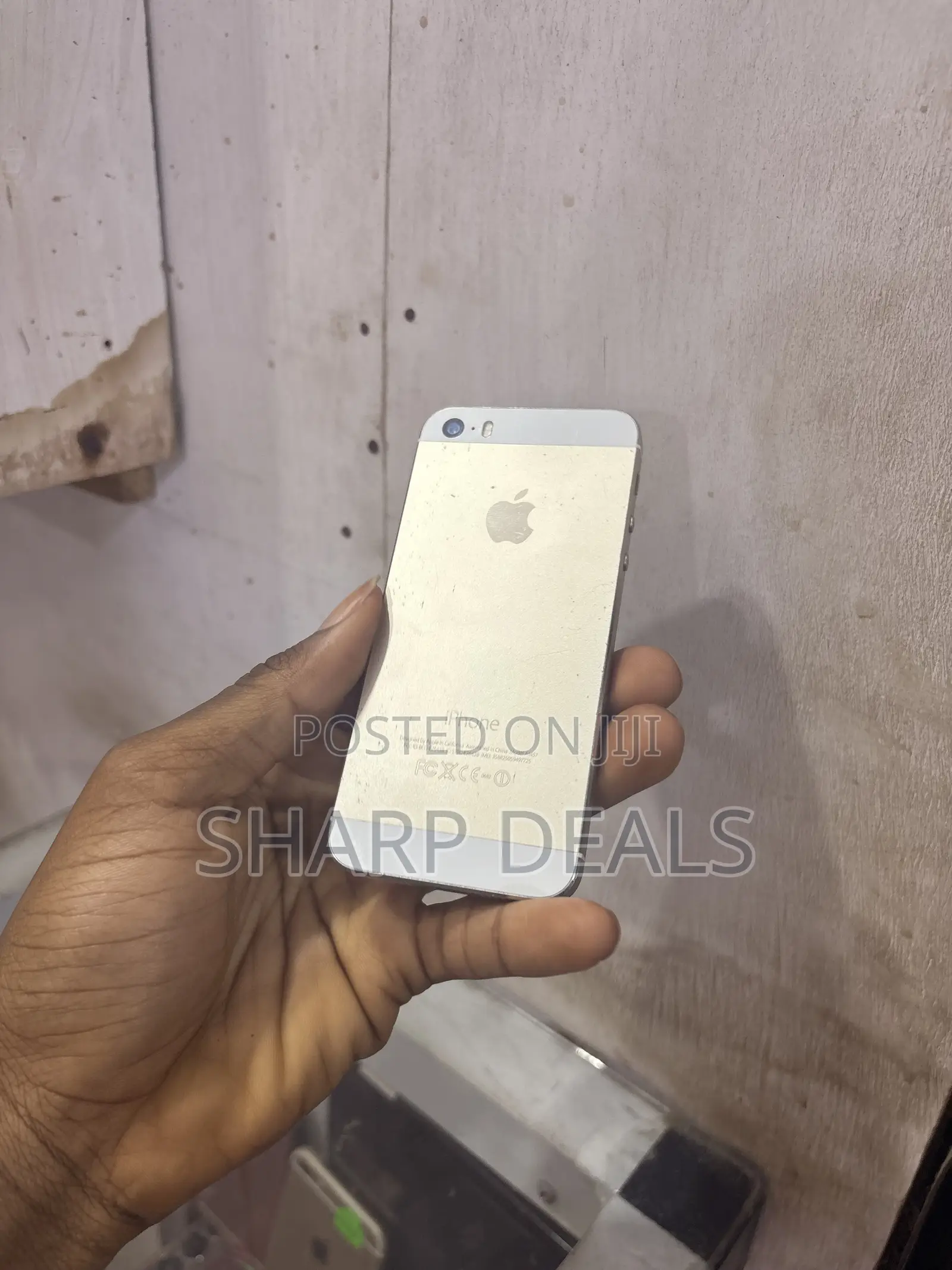 Apple iPhone 5s 32 GB Gold