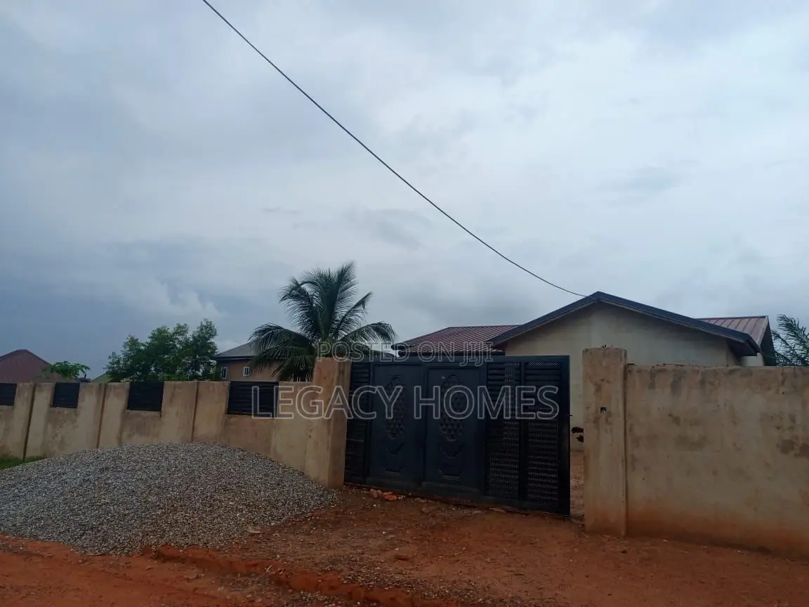 4bdrm House in New Bortiano, West Hills Mall Area for sale