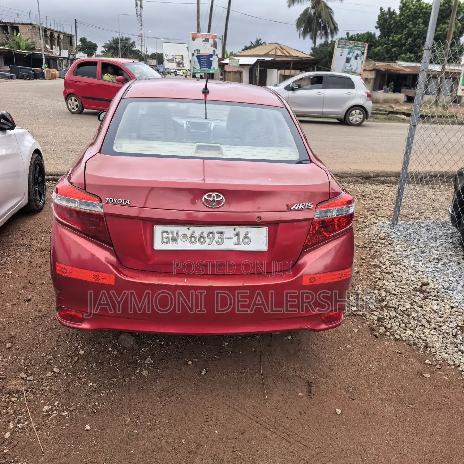 Toyota Yaris 2015 Red