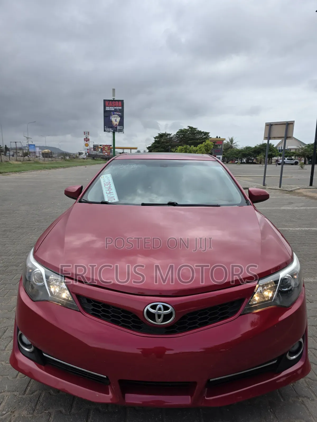 Toyota Camry 2014 Red