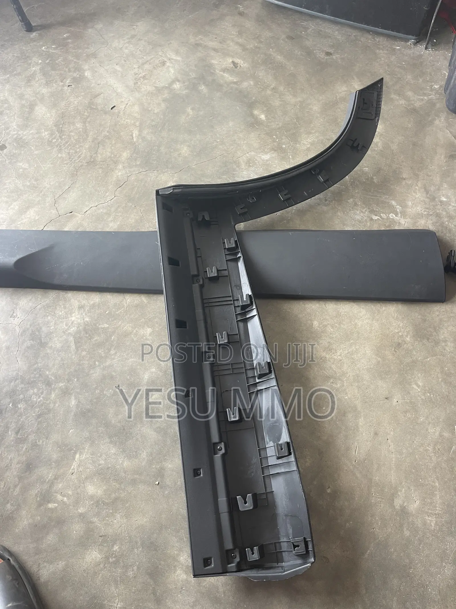 Hyundai Tucson 2024 Door Moulding