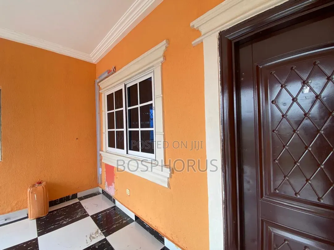 1bdrm Apartment in Dansoman Exhibition for rent