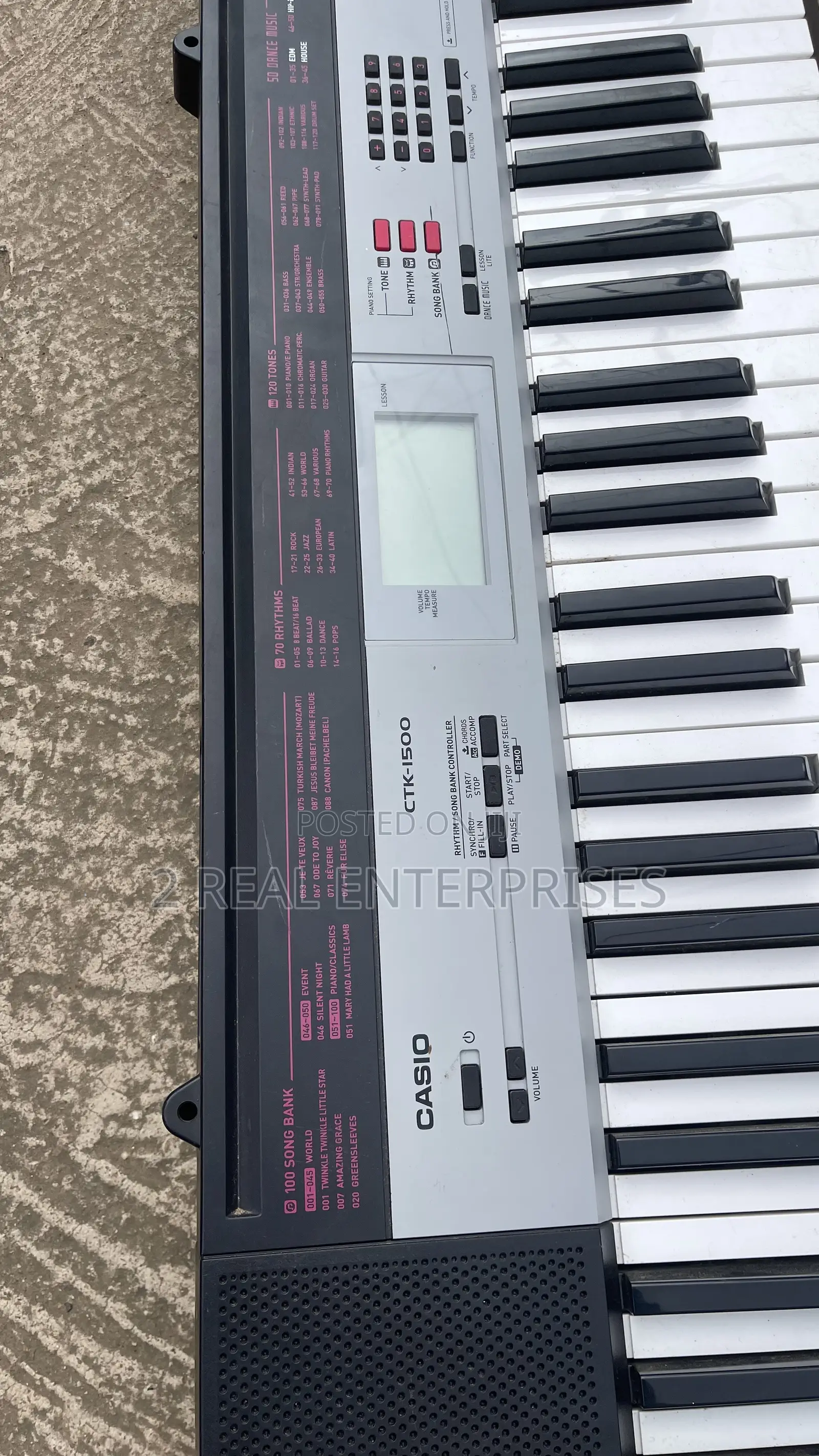 Casio CTK-1500 61-Key Portable Electronic Keyboard