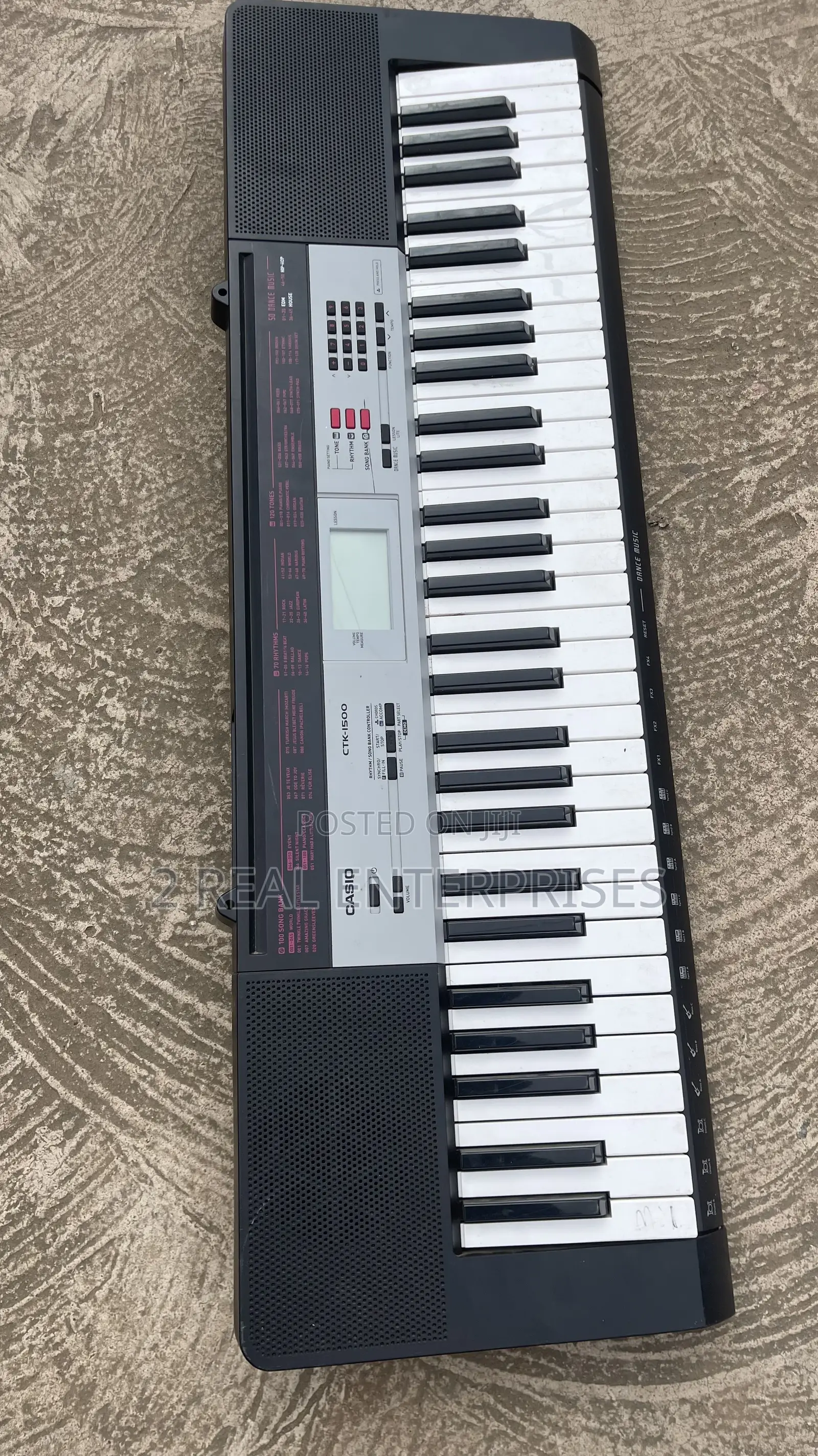 Casio CTK-1500 61-Key Portable Electronic Keyboard