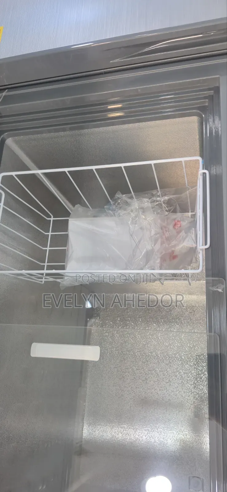 Classic Roch 200L Chest Freezee Silver Colour Fresh in Box for Sale
