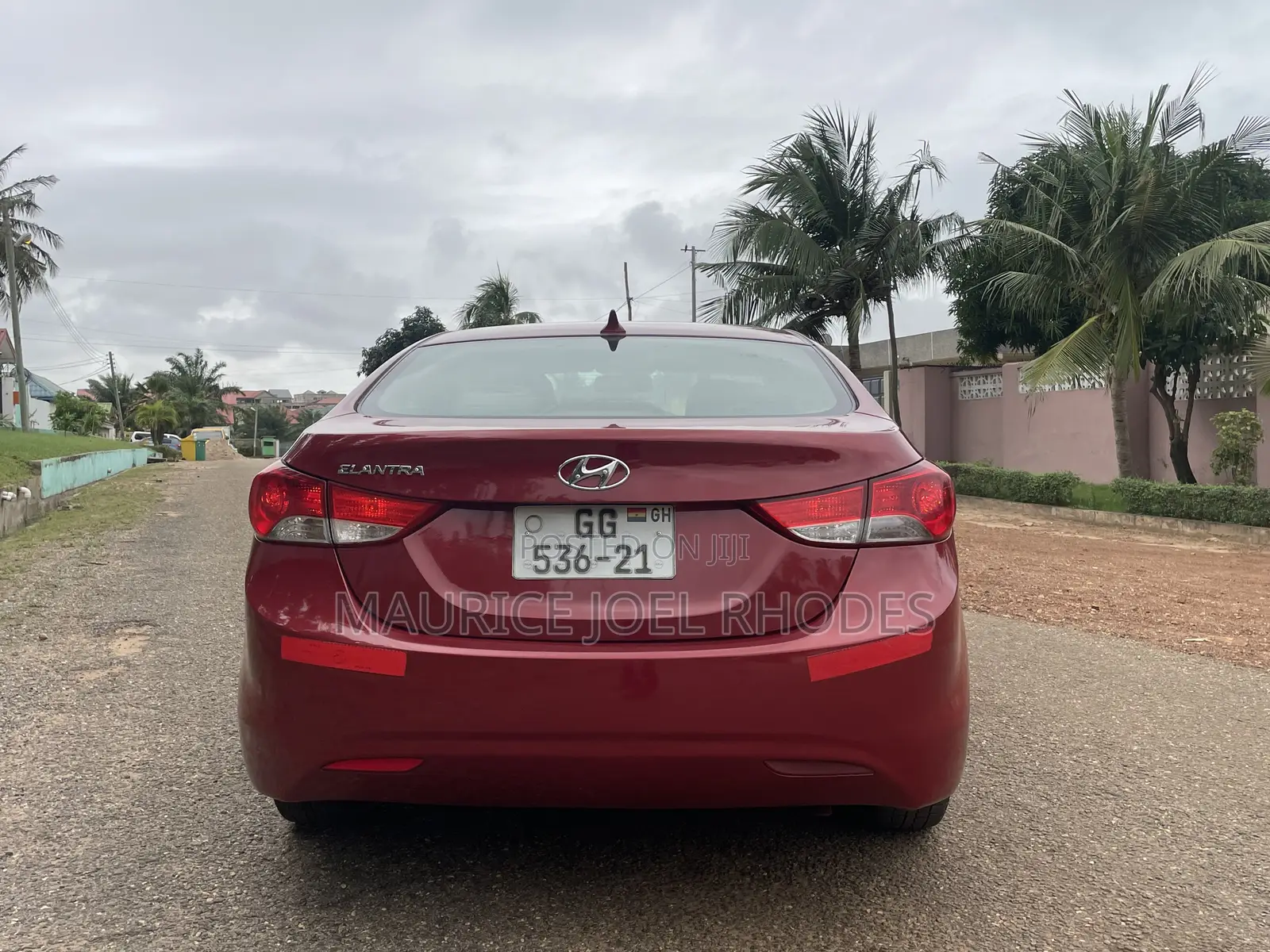 Hyundai Elantra 2011 Red