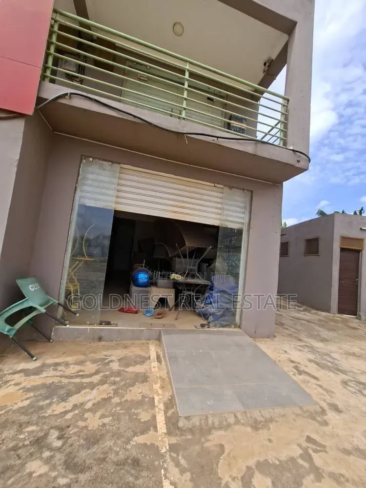 Road-Side Shop for Rent – Oyarifa Teiman