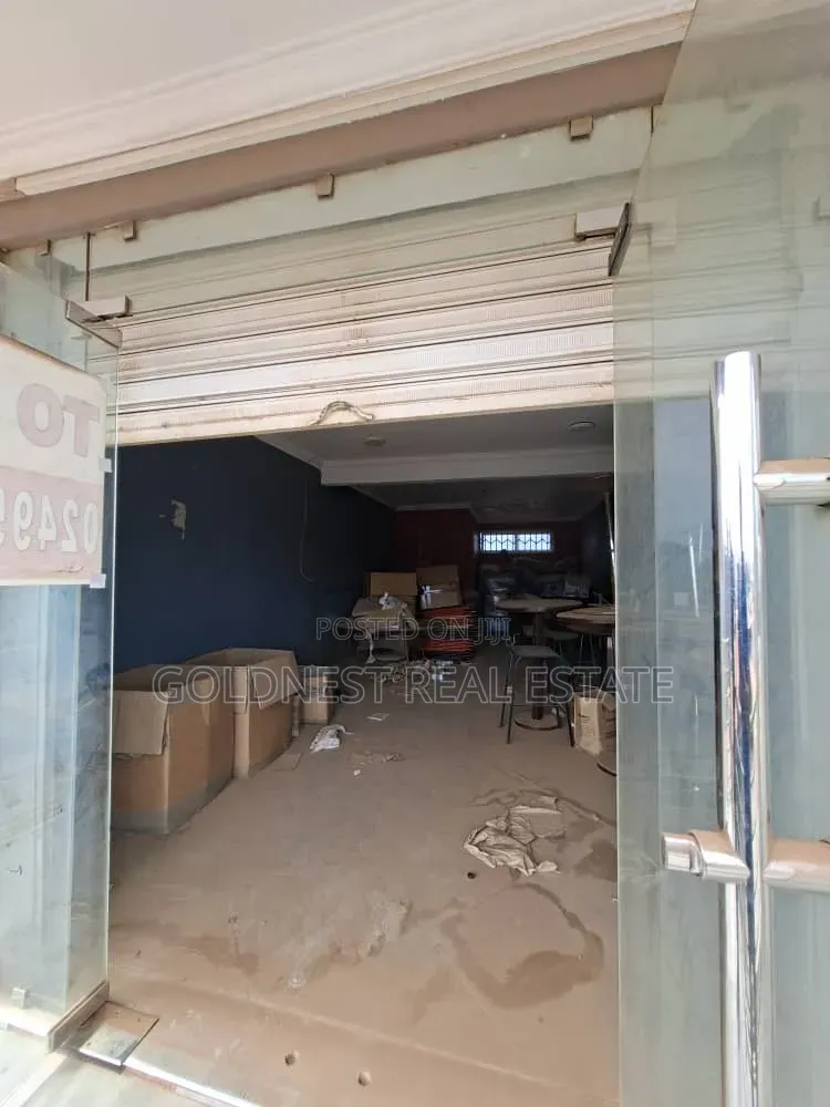Road-Side Shop for Rent – Oyarifa Teiman