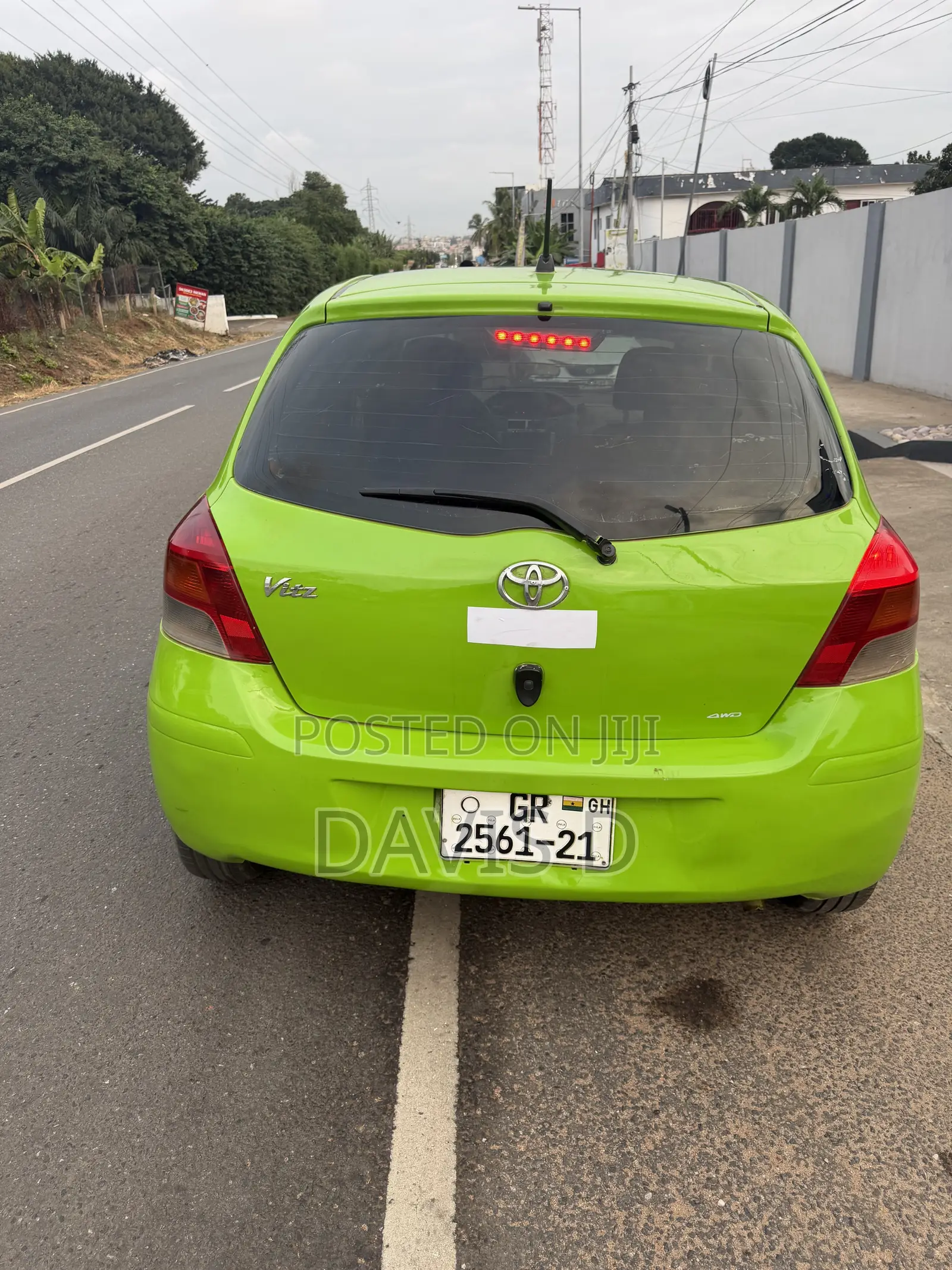 Toyota Vitz 2010 Green