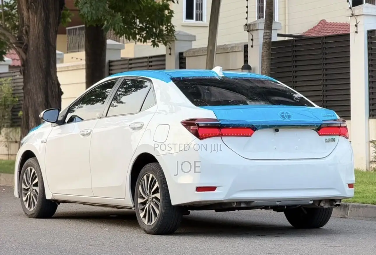 Toyota Corolla 2020 White