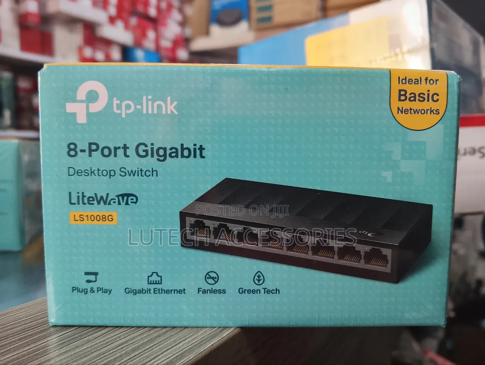 TP Link 8-Port Gigabit Desktop Switch/ Tp Link LS1005G