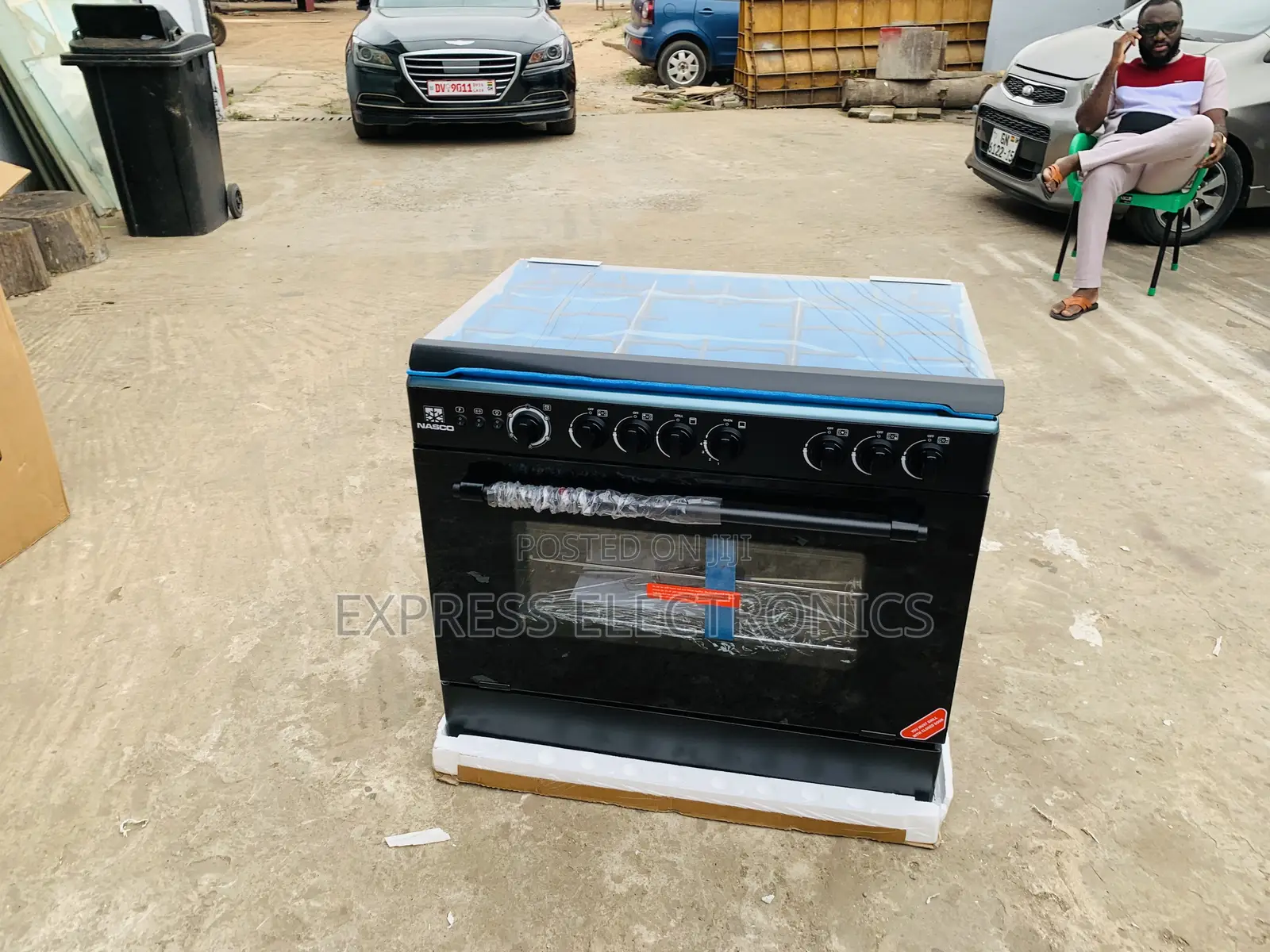 Quality Sleek Gas Cooker Oven Rotisserie 5burner 60/90 Black Nasco