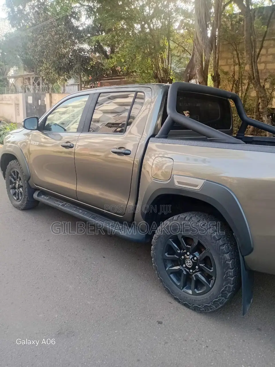 Toyota Hilux 2021 Gray